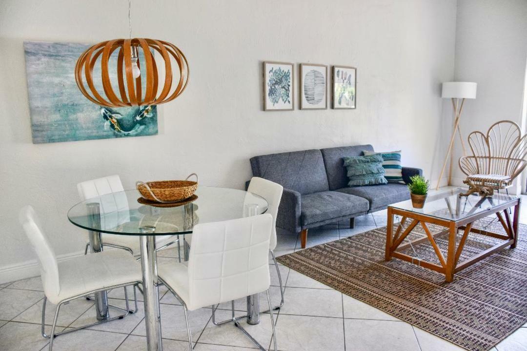 Suites At Coral Resorts Miami Exterior foto